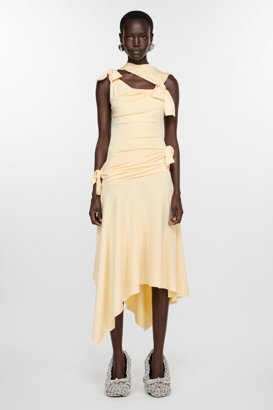 FN-WN-DRES001475, Soft yellow, 2000x