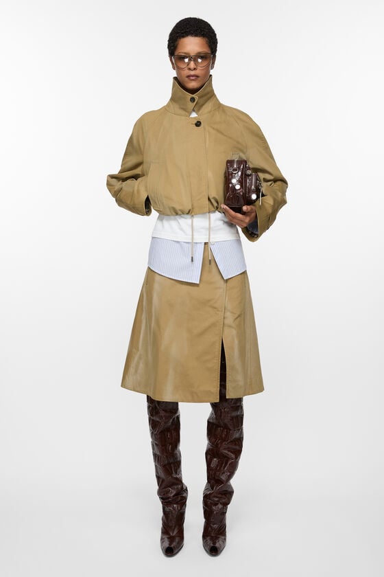 FN-WN-OUTW001029, Faded ochre, 2000x