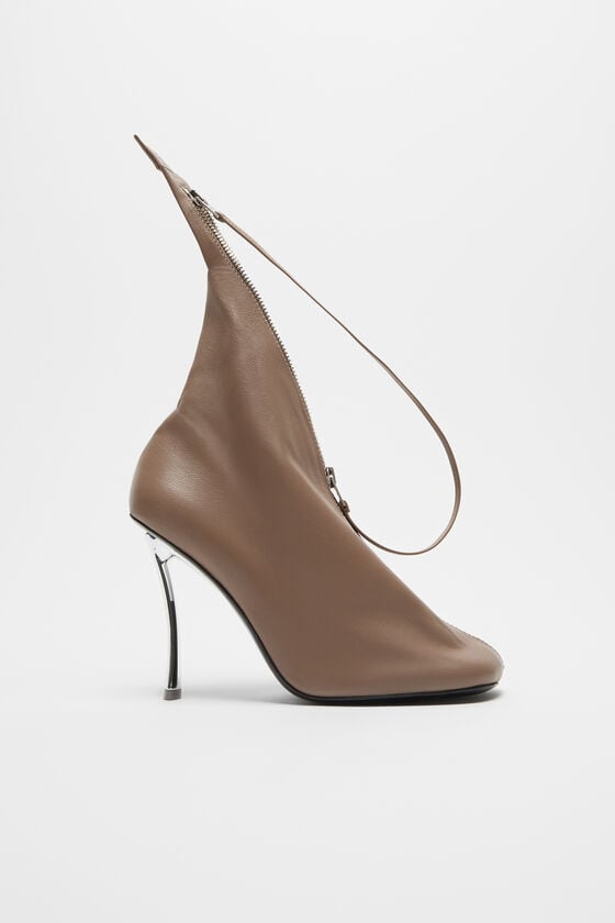FN-WN-SHOE000955, Taupe Brown, 2000x