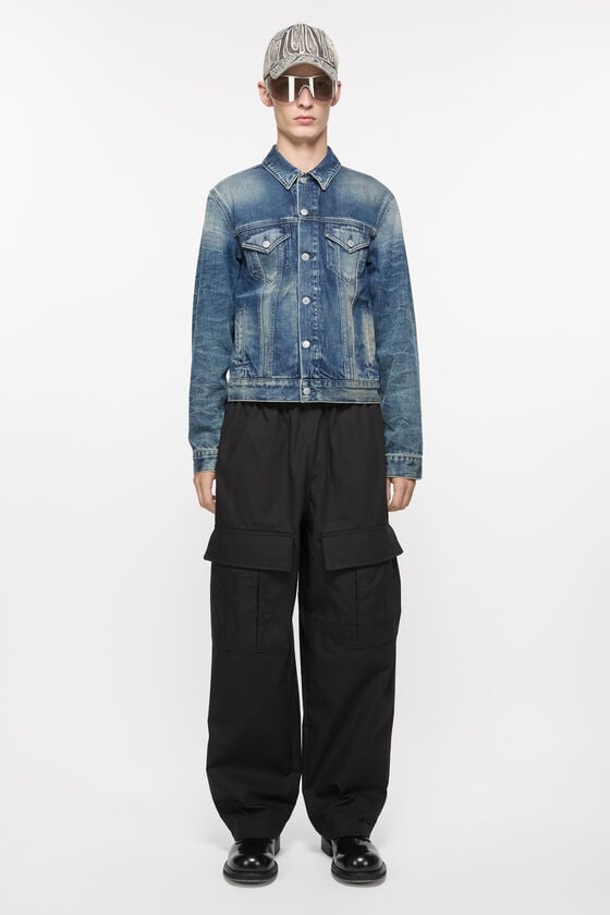 FN-MN-OUTW001178, Mid Blue, 2000x