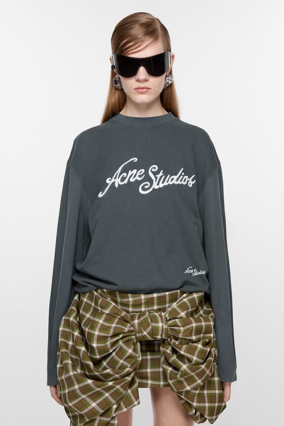 FN-UX-TSHI000127, Faded Grey, 2000x